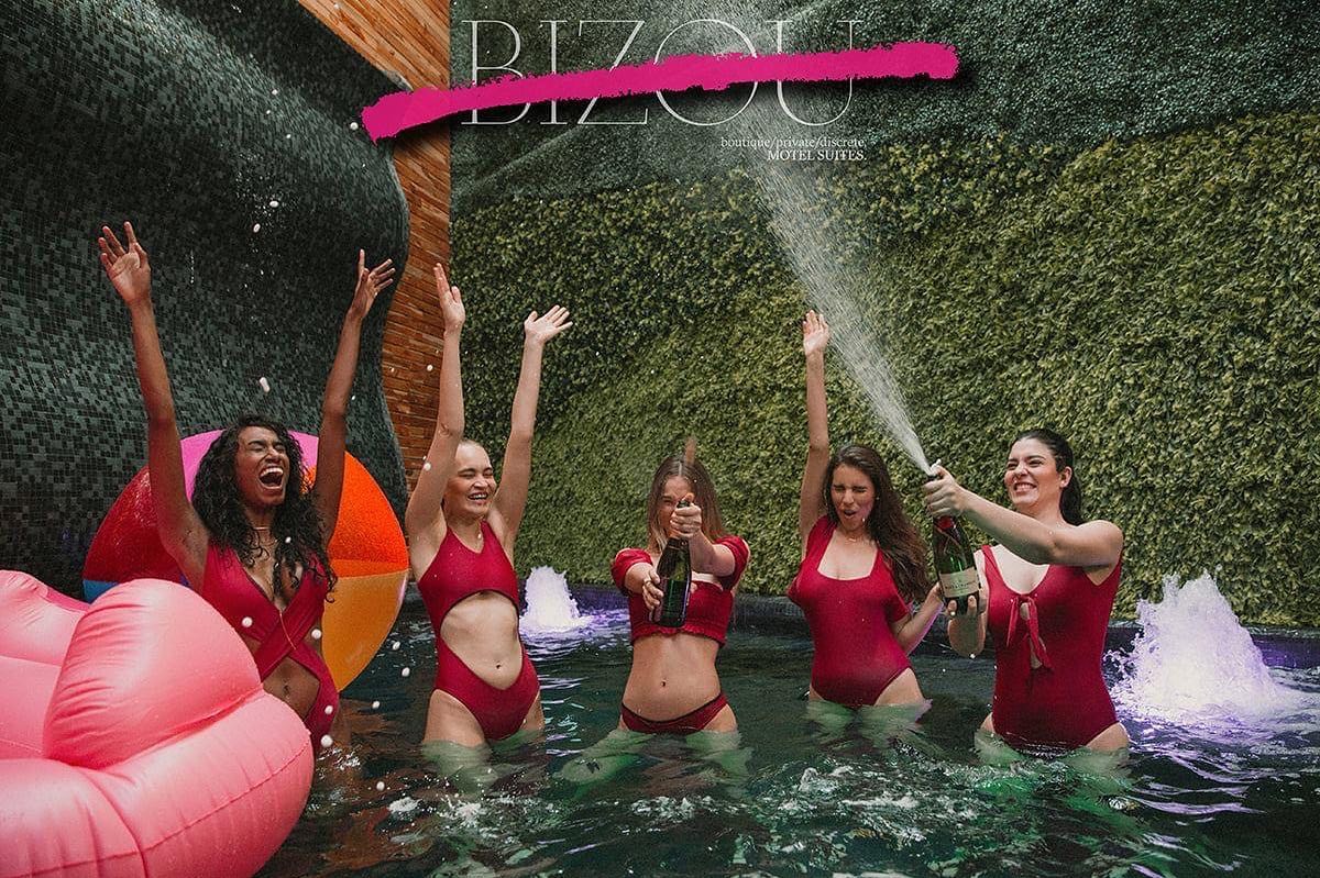 Disfrutando el jacuzzi